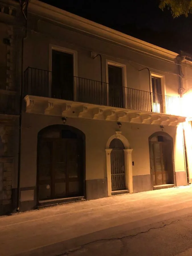 Santa Maria La Scala La Timpa E Il Mare Comfort Rooms Acireale