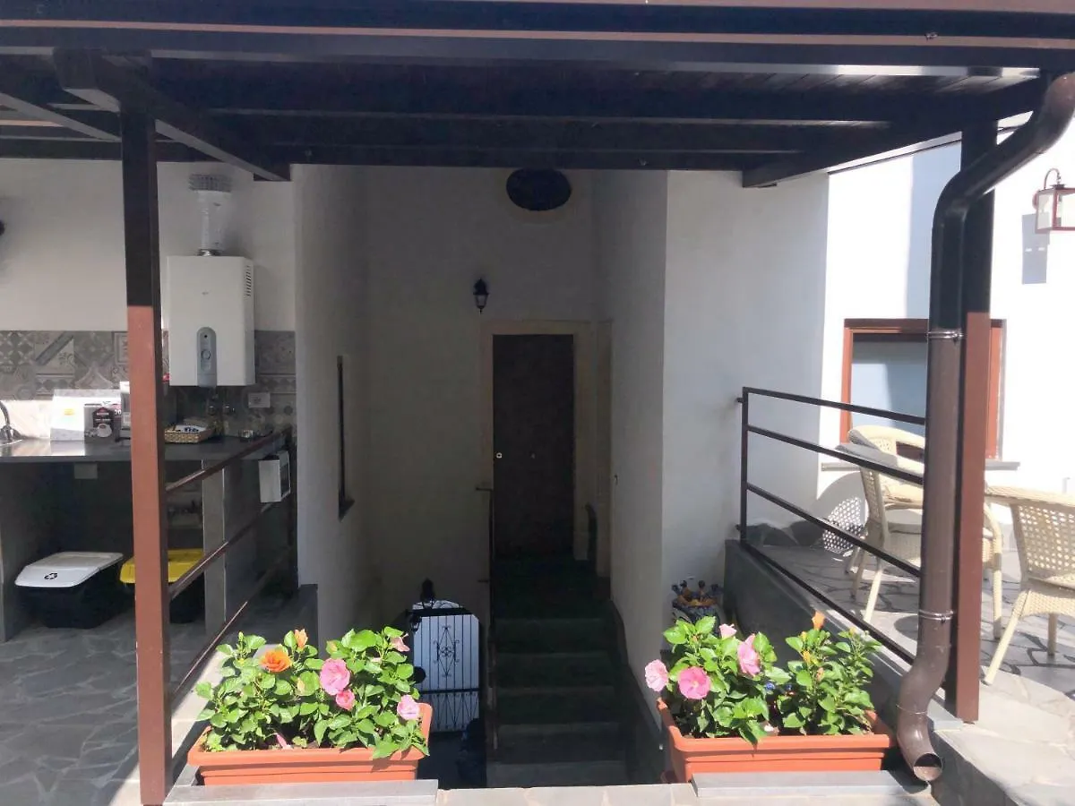Santa Maria La Scala La Timpa E Il Mare Comfort Rooms Acireale