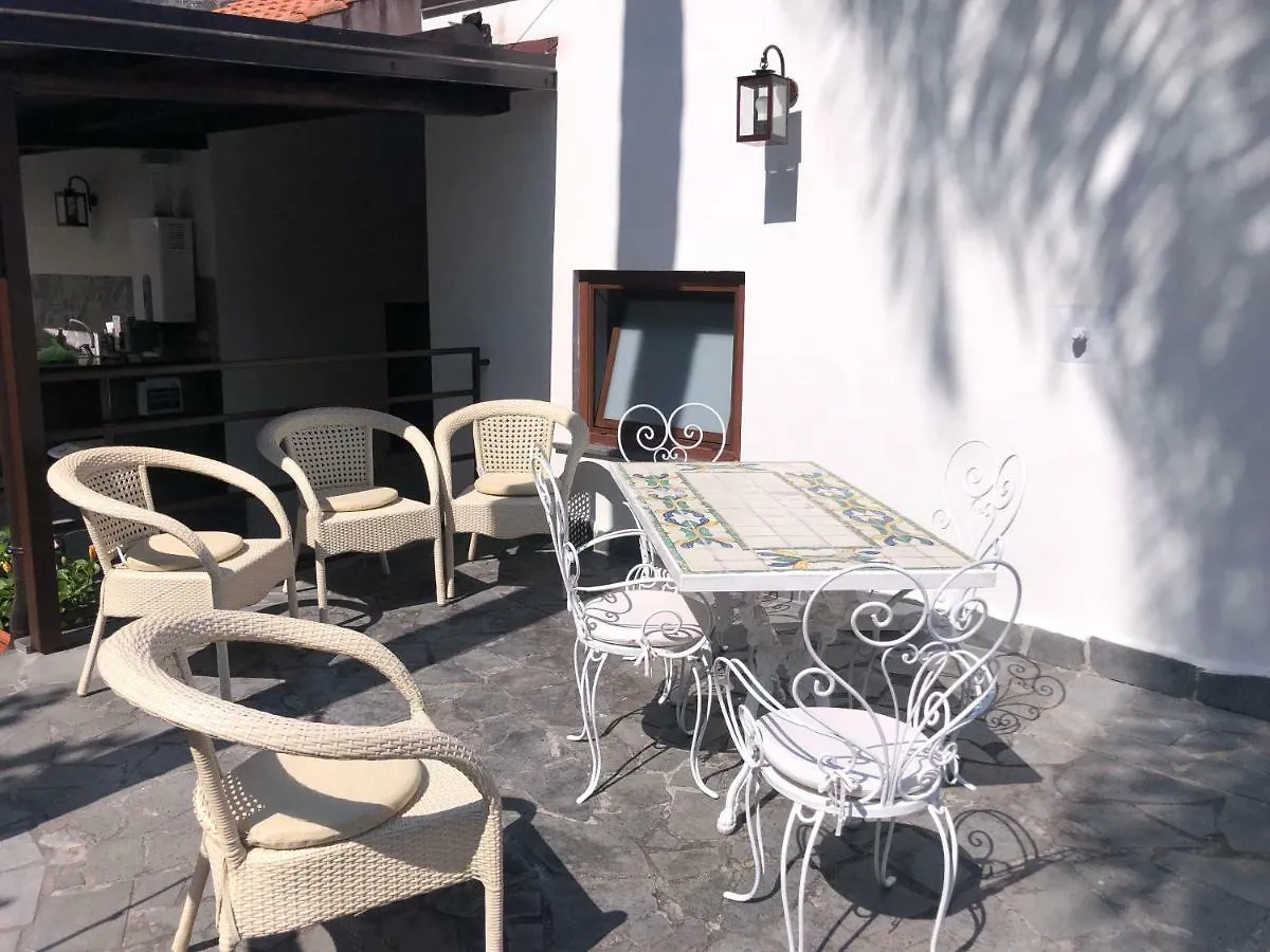 Santa Maria La Scala La Timpa E Il Mare Comfort Rooms Acireale Itália